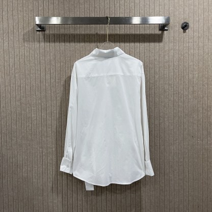 L style Irregular leather patch long-sleeved shirt