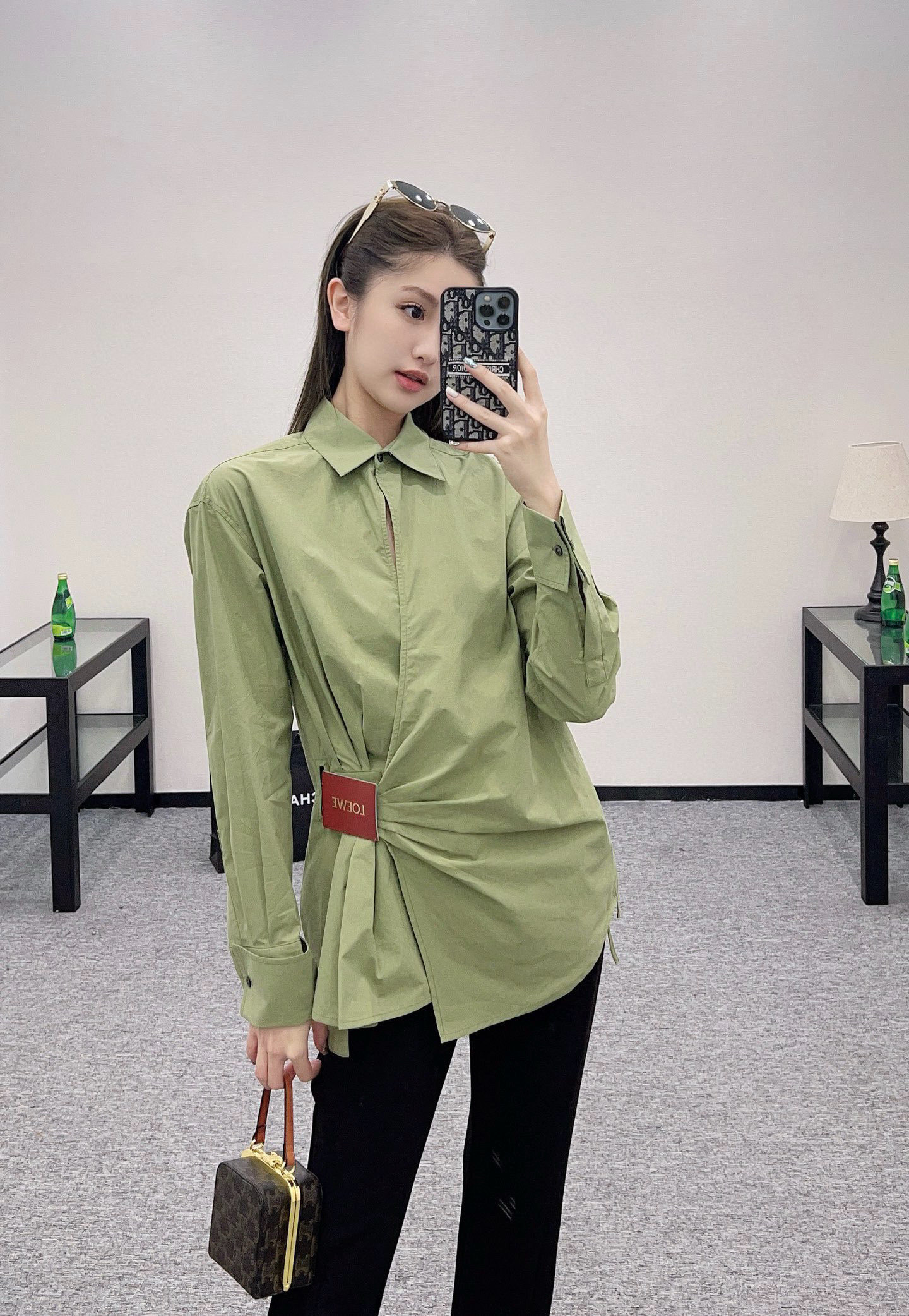 L style Irregular leather patch long-sleeved shirt