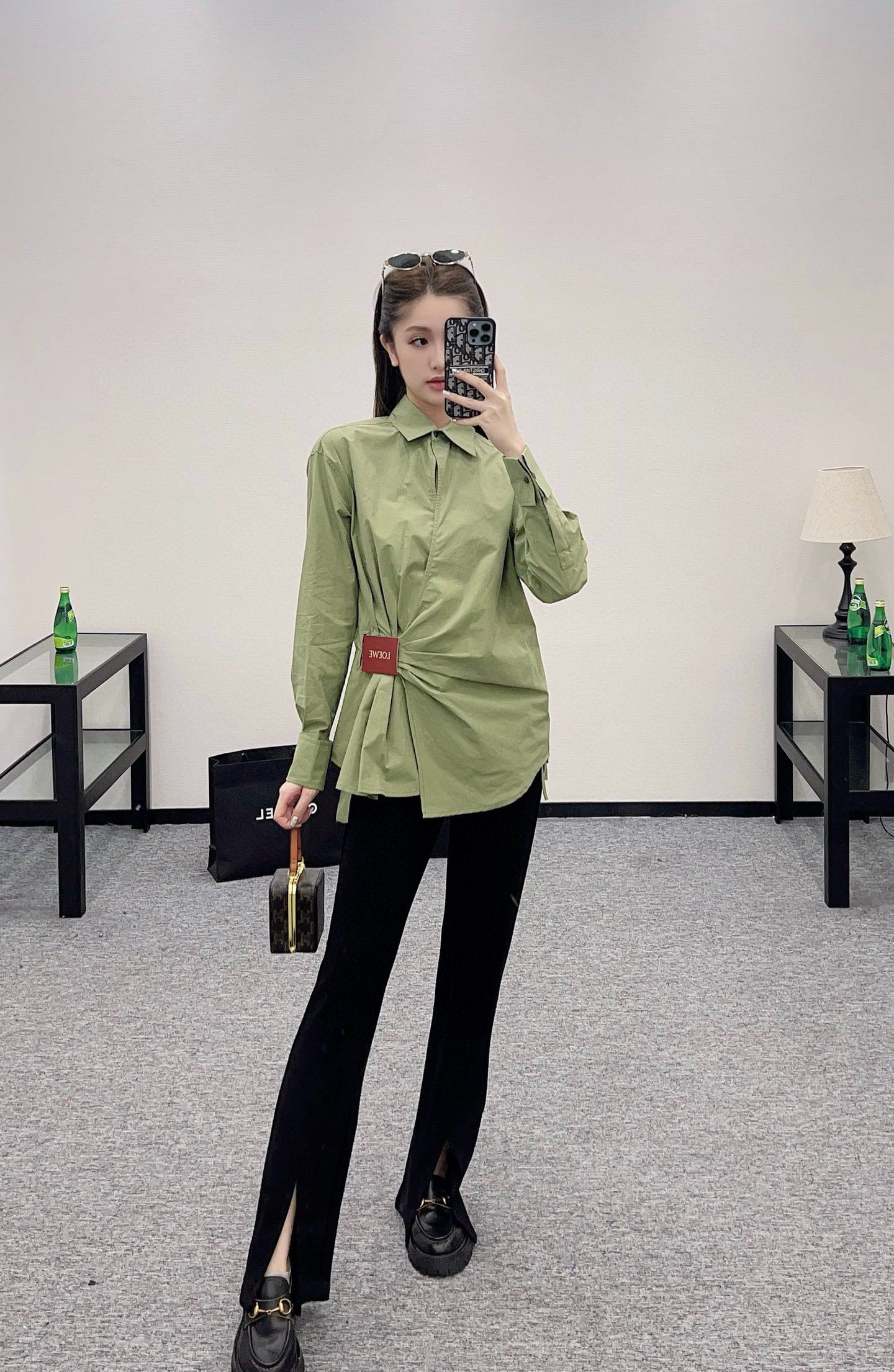 L style Irregular leather patch long-sleeved shirt