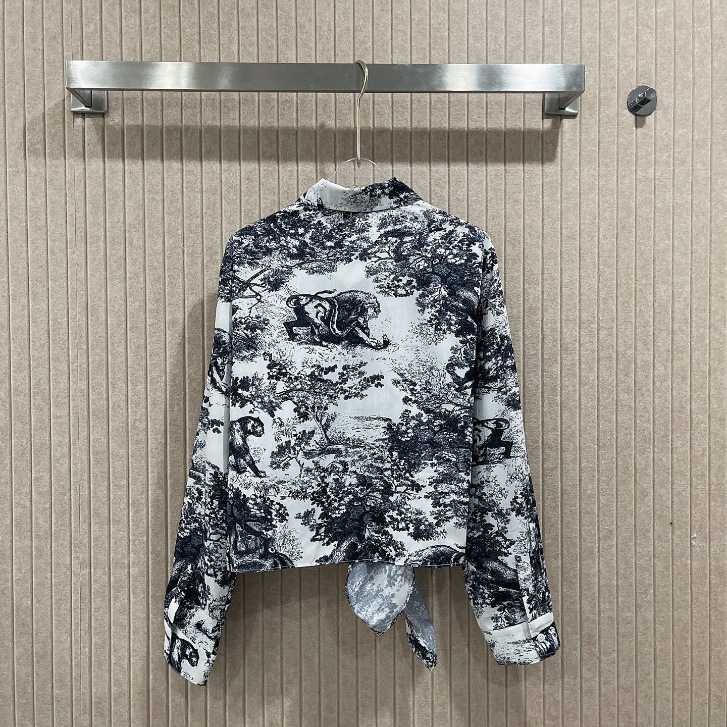 D style Reactive Print Knot Shirt