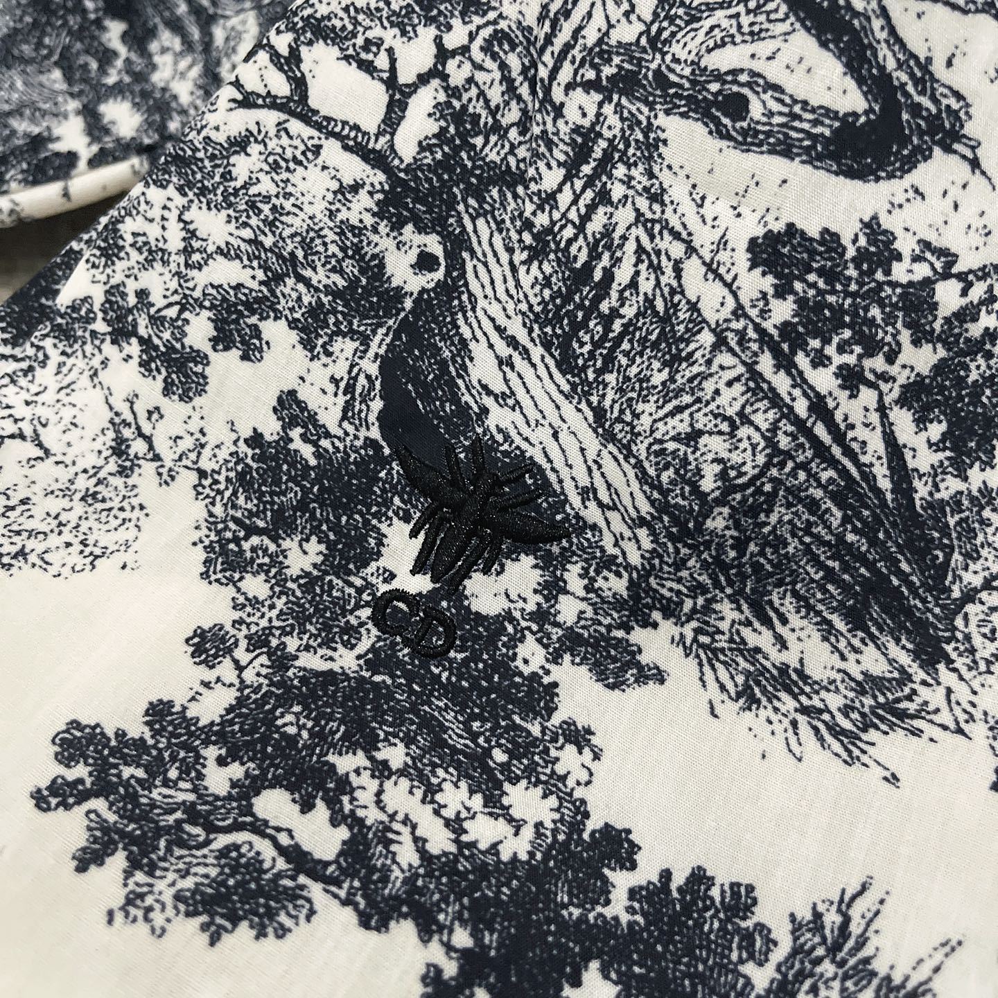 D style Reactive Print Knot Shirt