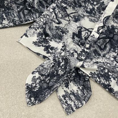 D style Reactive Print Knot Shirt