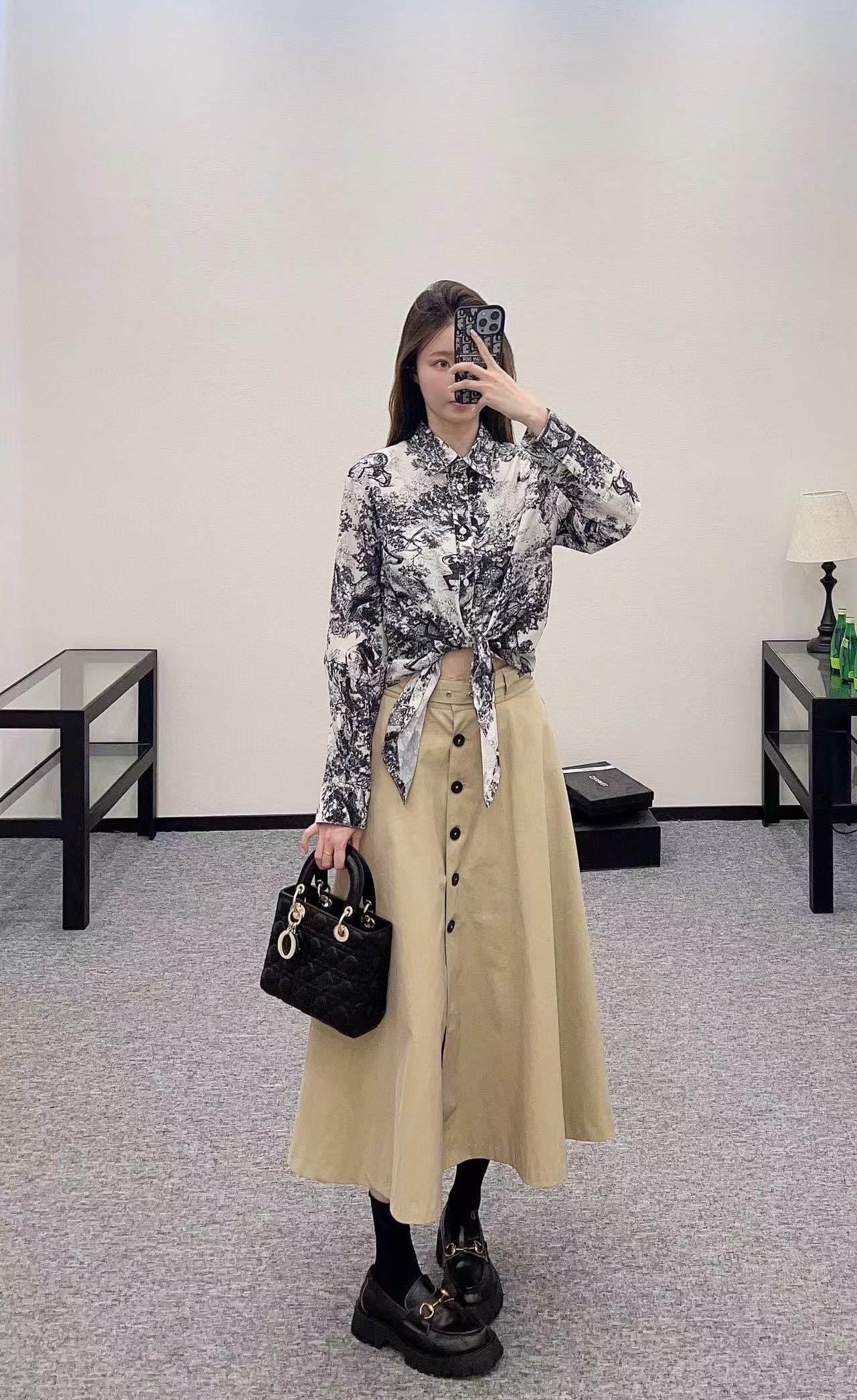 D style Reactive Print Knot Shirt