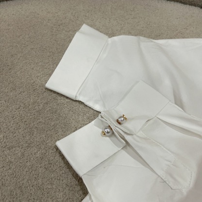 D style Short-sleeved pearl button shirt
