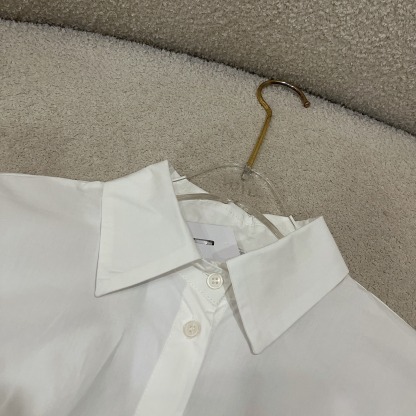 D style Short-sleeved pearl button shirt