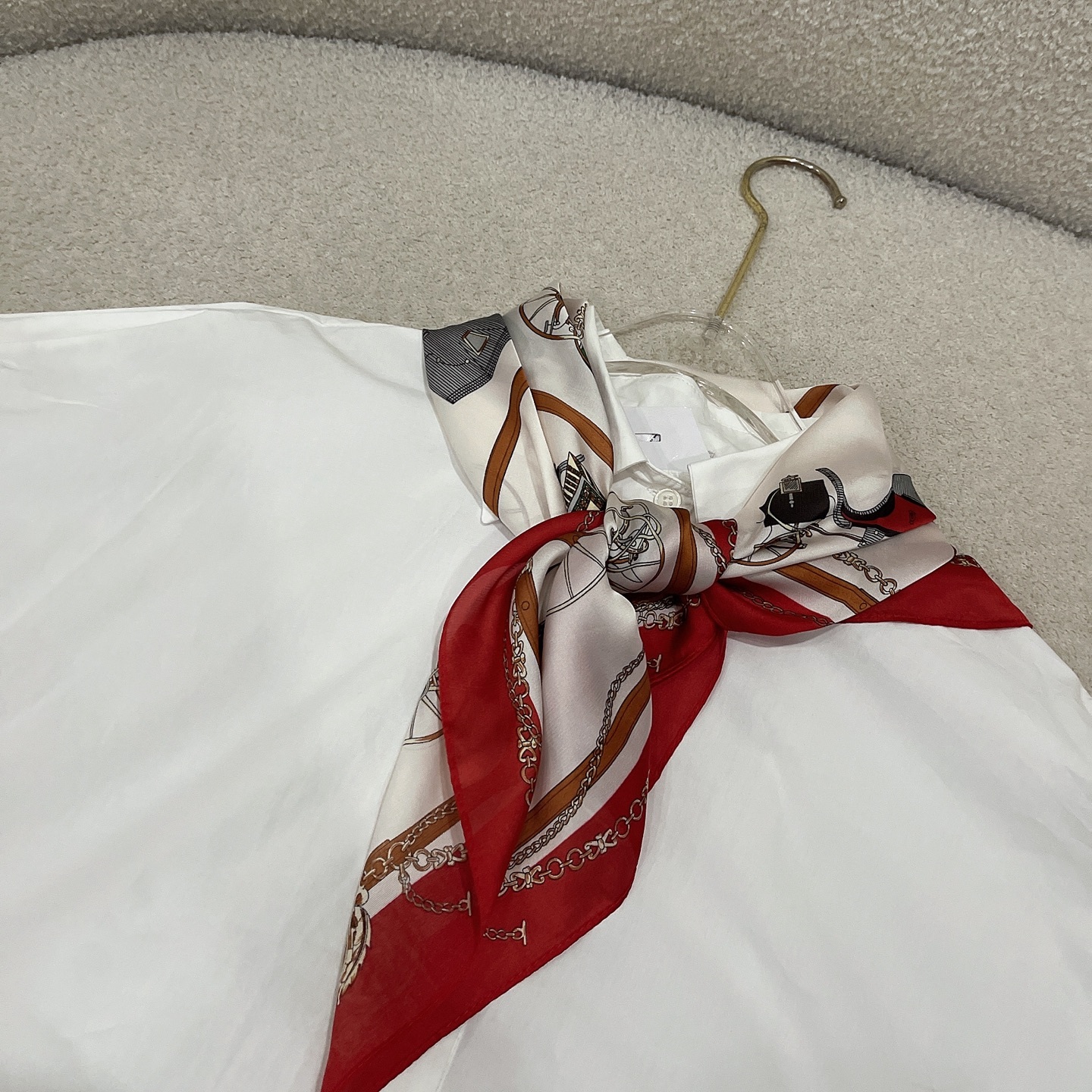 D style Short-sleeved pearl button shirt