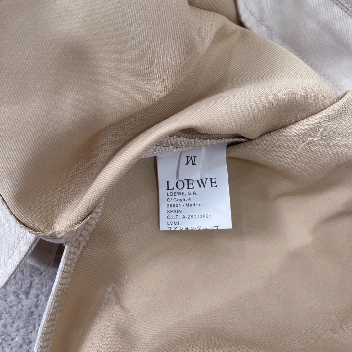 L style Denim jacket with leather patch pockets and lapel