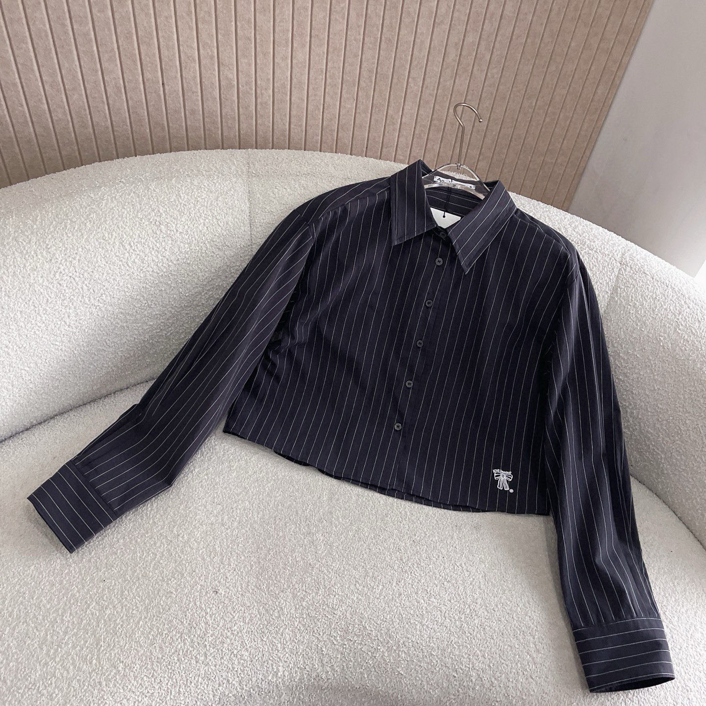 C style Vertical striped loose cropped long-sleeved shirt