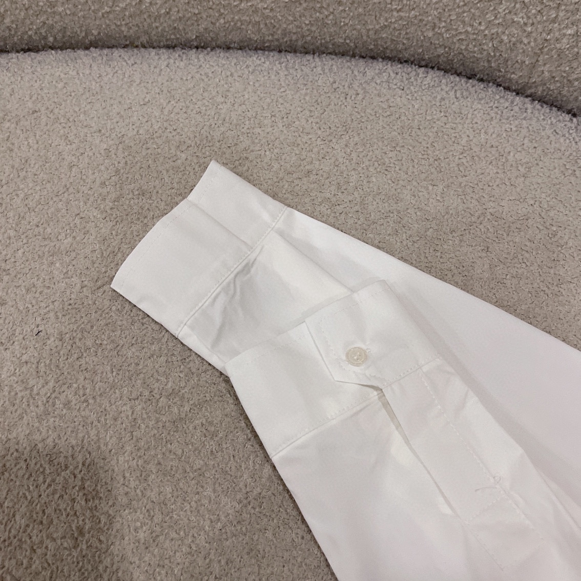 L style Shoulder embroidery tie dress