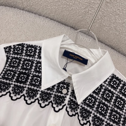 L style Shoulder embroidery tie dress