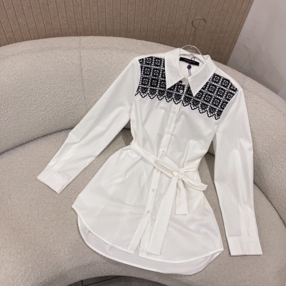 L style Shoulder embroidery tie dress