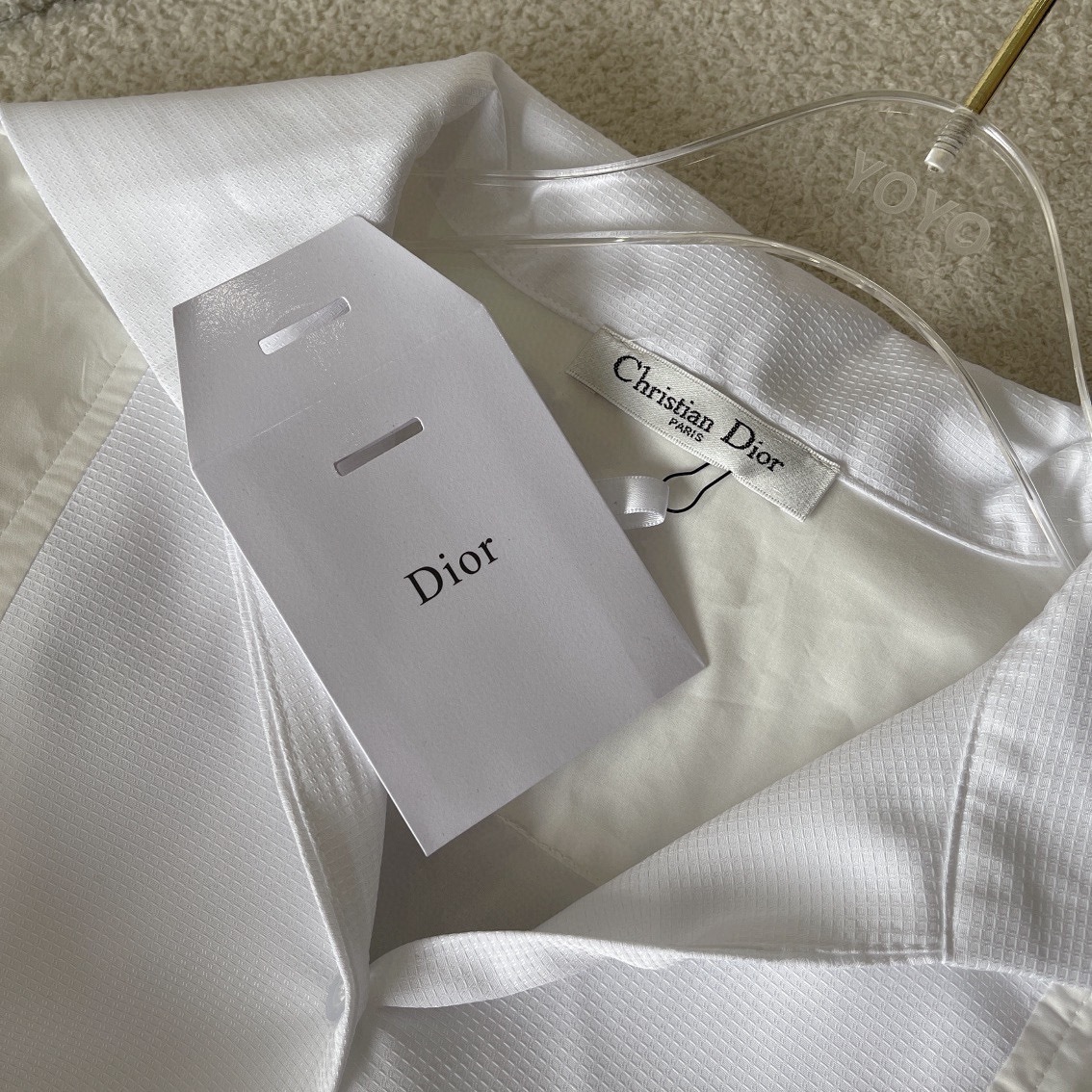 D style Minimalist white long-sleeved shirt dress