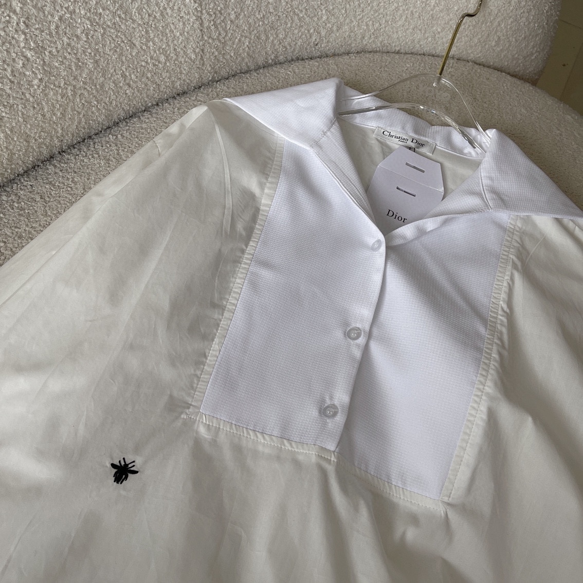 D style Minimalist white long-sleeved shirt dress