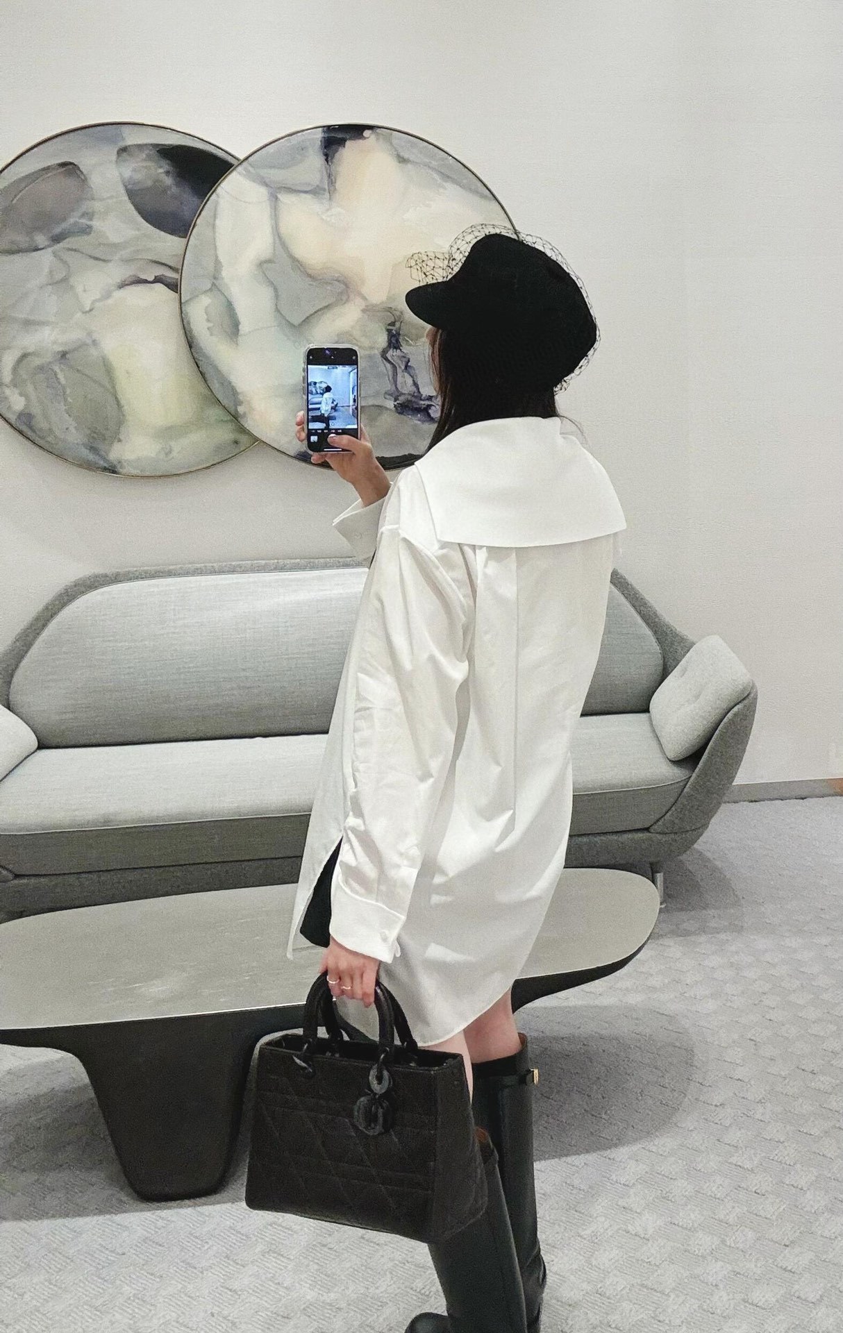 D style Minimalist white long-sleeved shirt dress