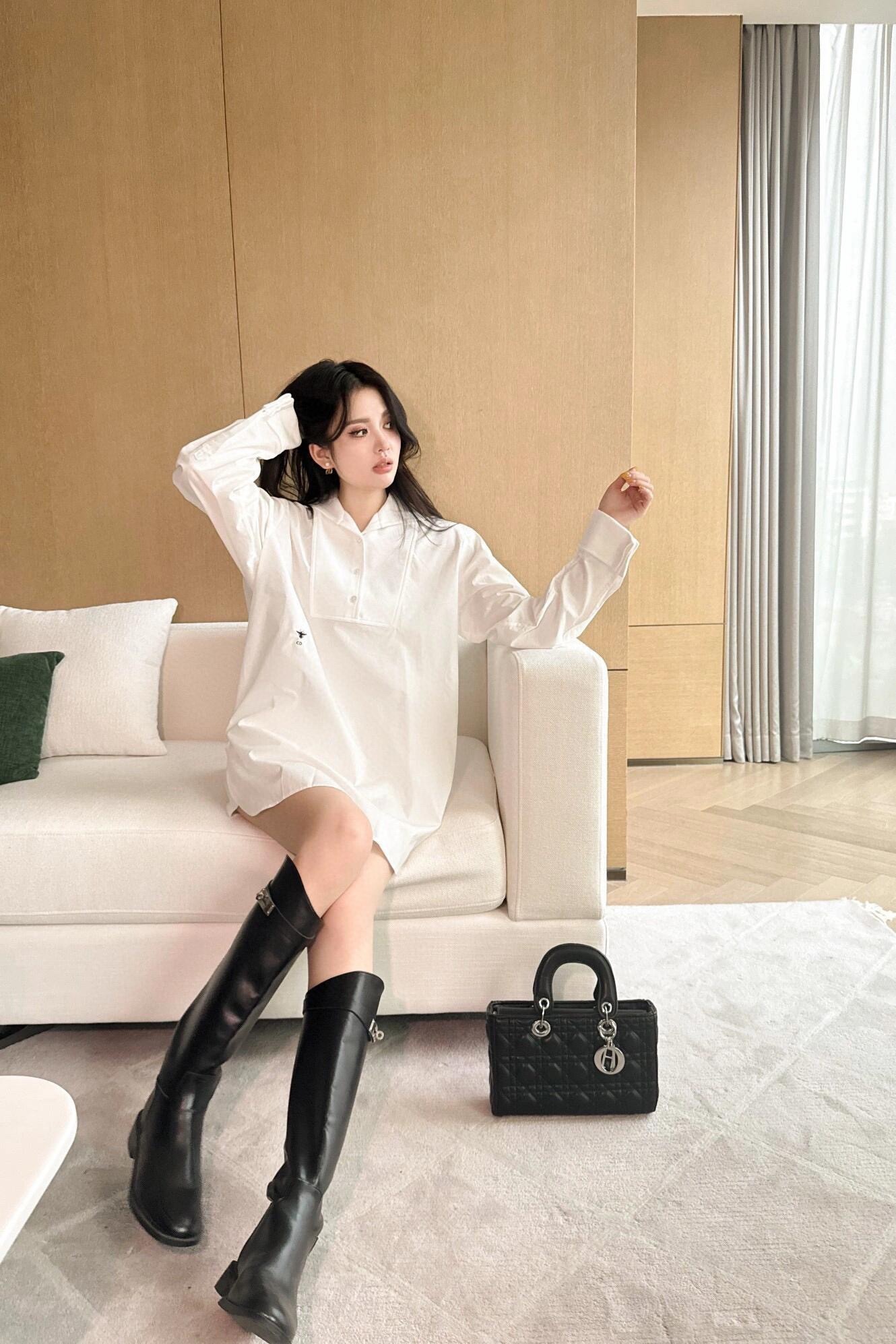 D style Minimalist white long-sleeved shirt dress