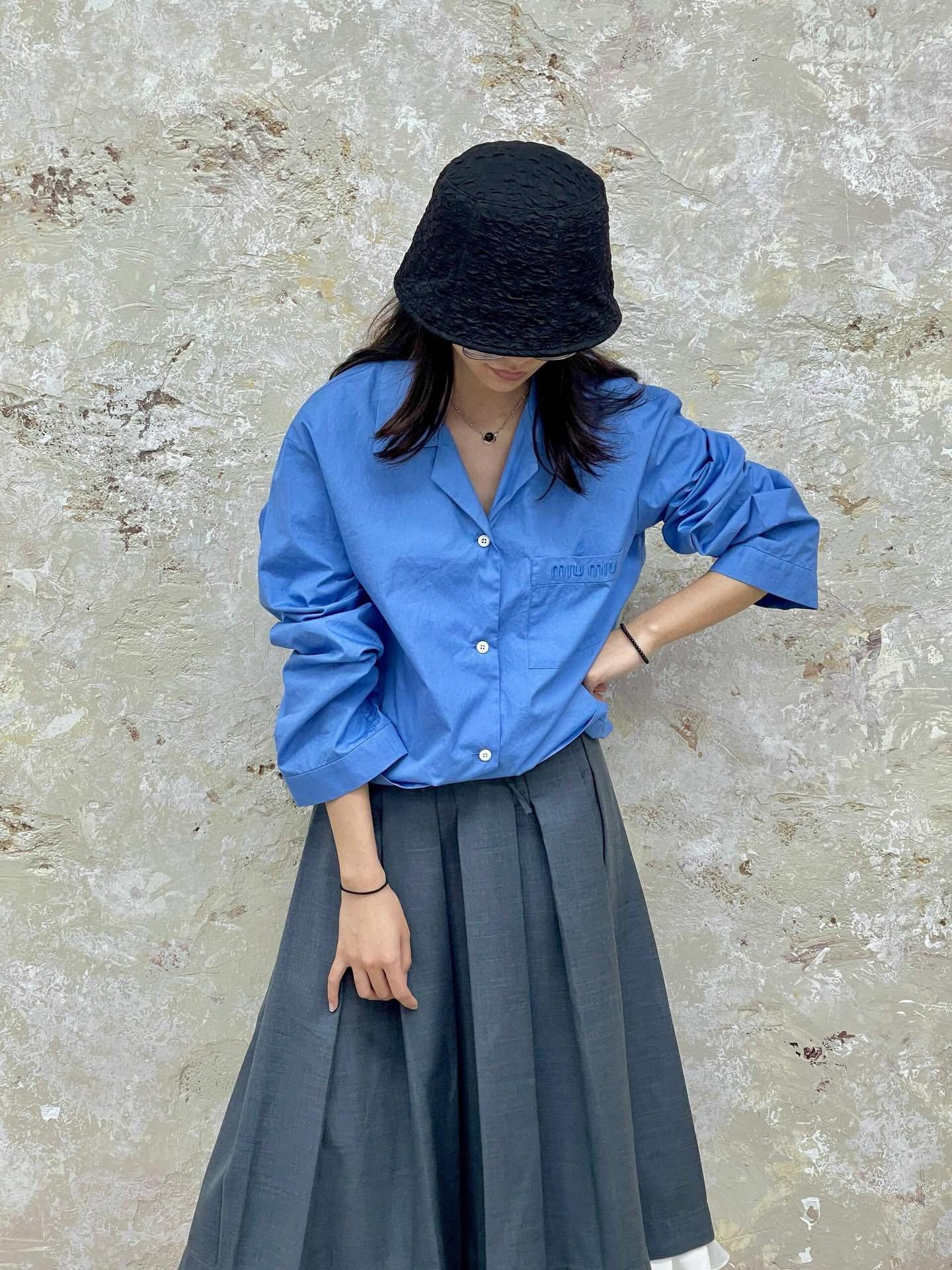 M style Embroidered Lettering Pocket Cotton Poplin Long Sleeve Shirt