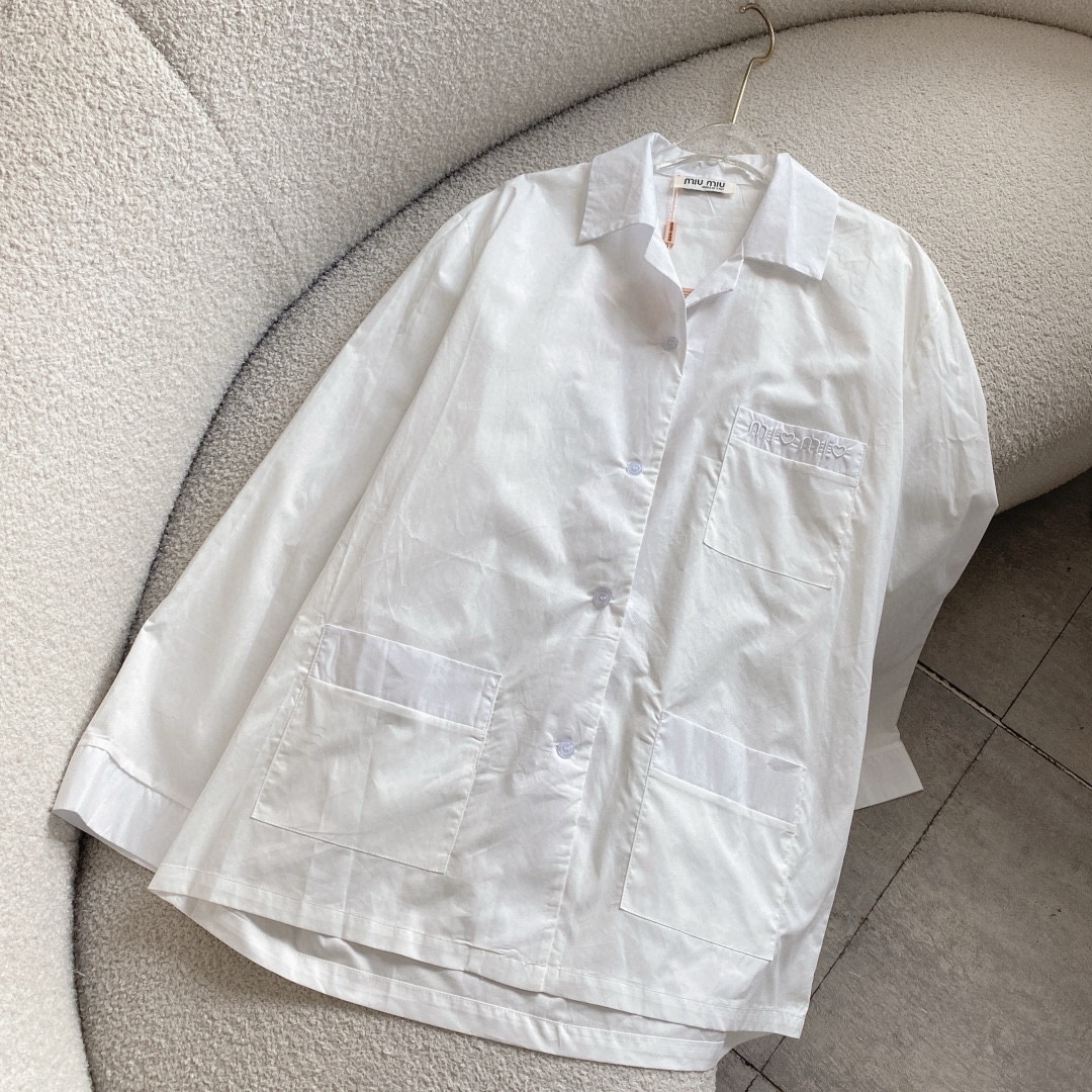 M style Embroidered Lettering Pocket Cotton Poplin Long Sleeve Shirt