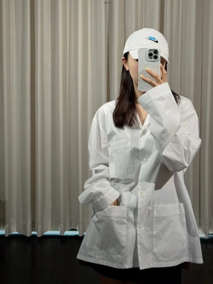 M style Embroidered Lettering Pocket Cotton Poplin Long Sleeve Shirt