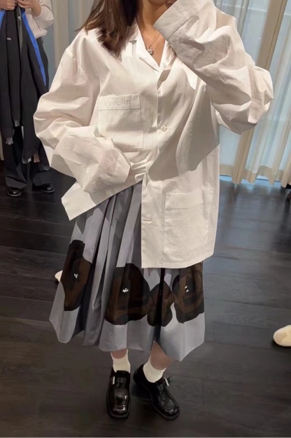 M style Embroidered Lettering Pocket Cotton Poplin Long Sleeve Shirt