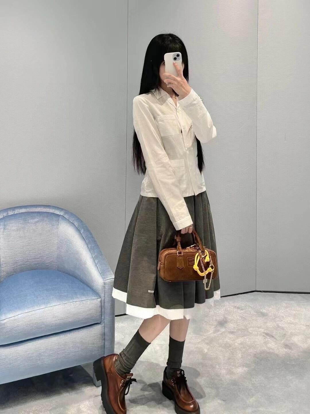 M style Embroidered Lettering Pocket Cotton Poplin Long Sleeve Shirt