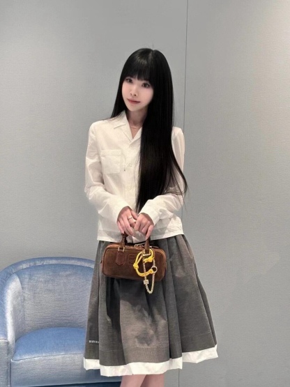 M style Embroidered Lettering Pocket Cotton Poplin Long Sleeve Shirt