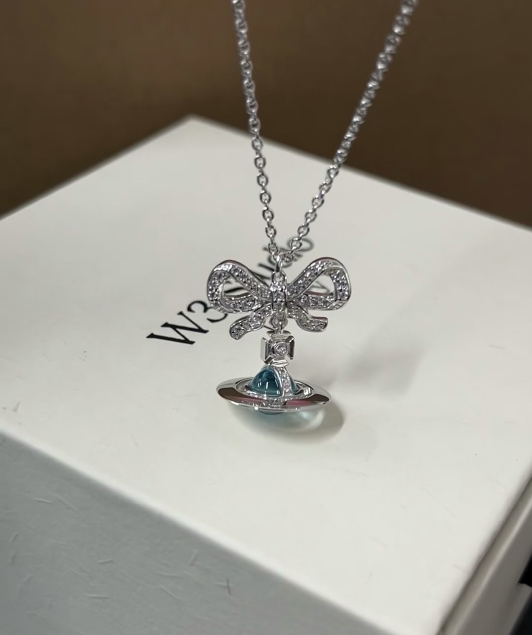 V W style necklace