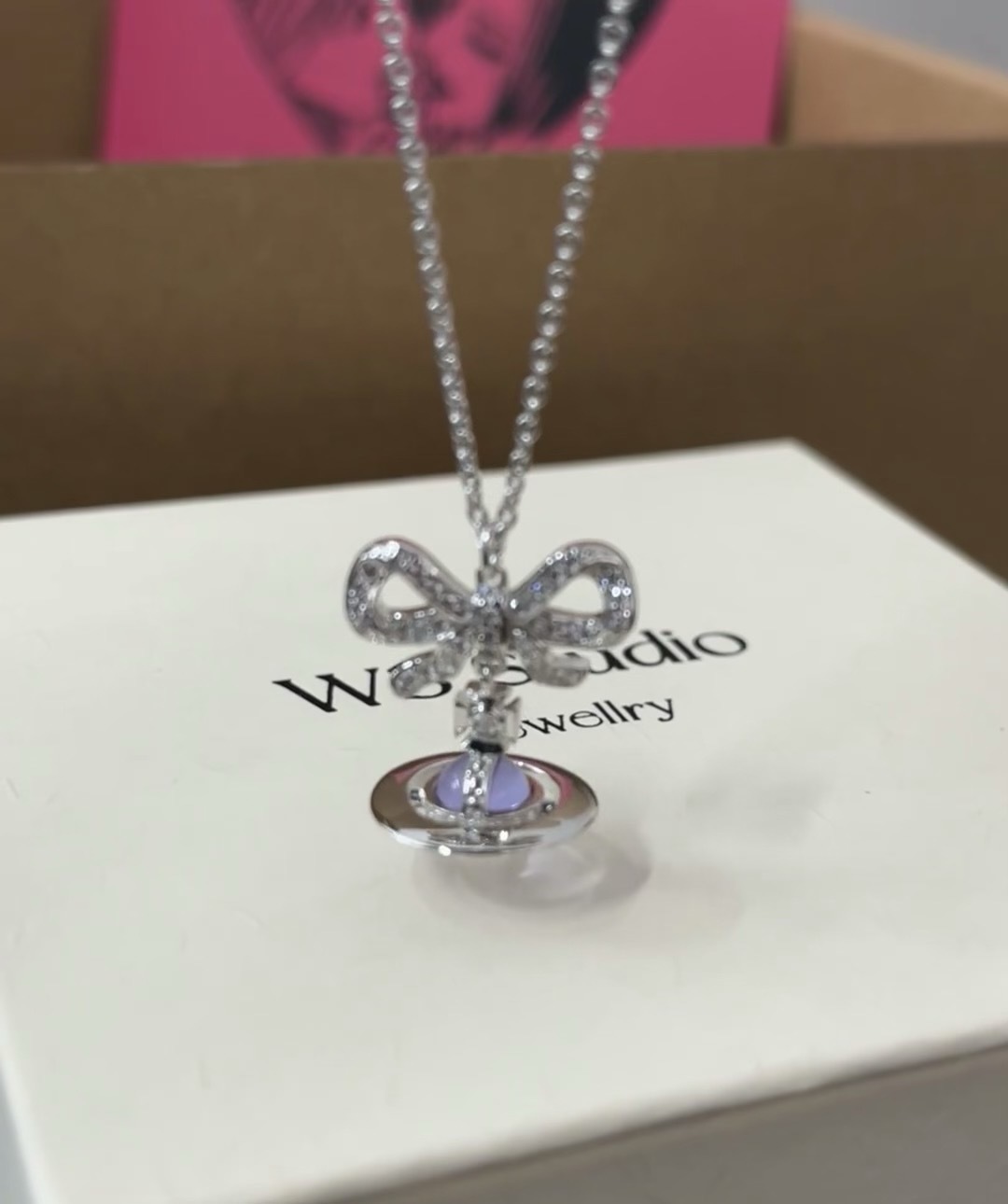 V W style necklace