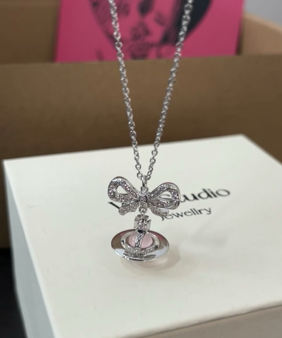 V W style necklace
