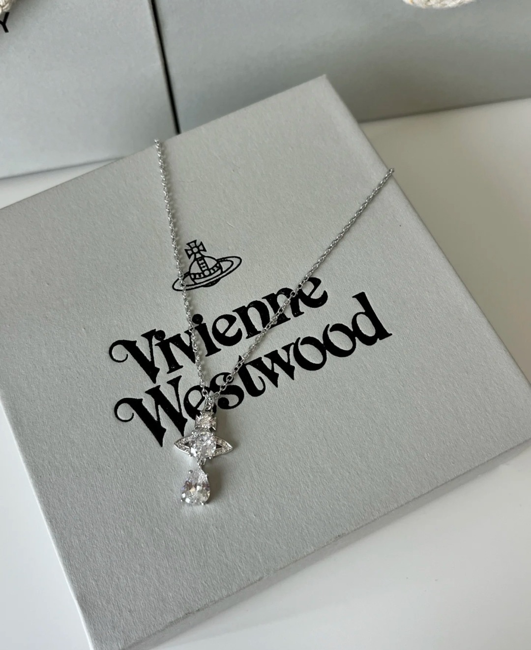 V W style necklace