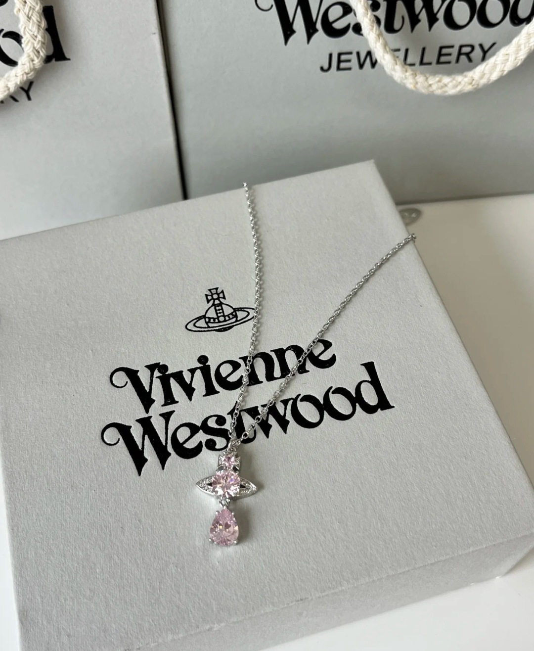 V W style necklace