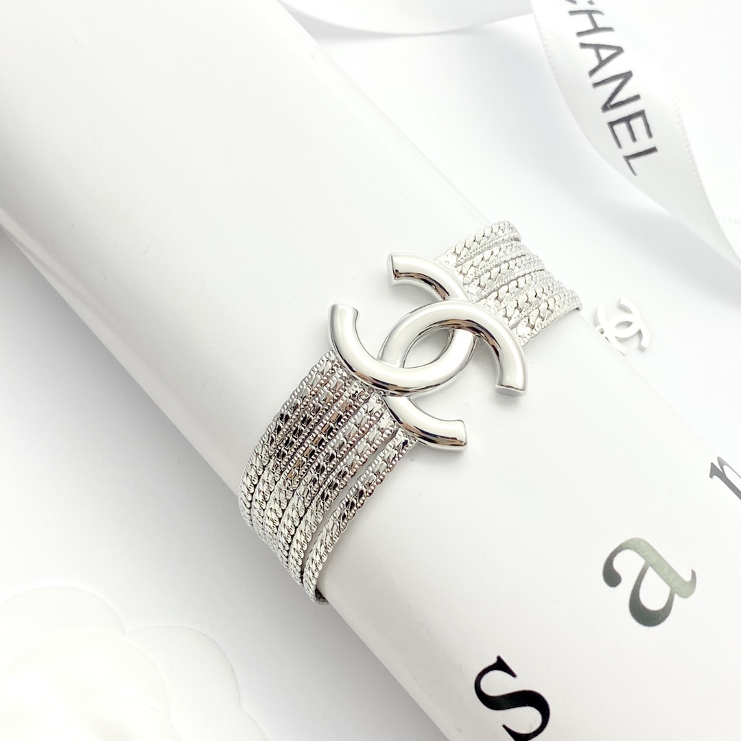 C style Bracelet