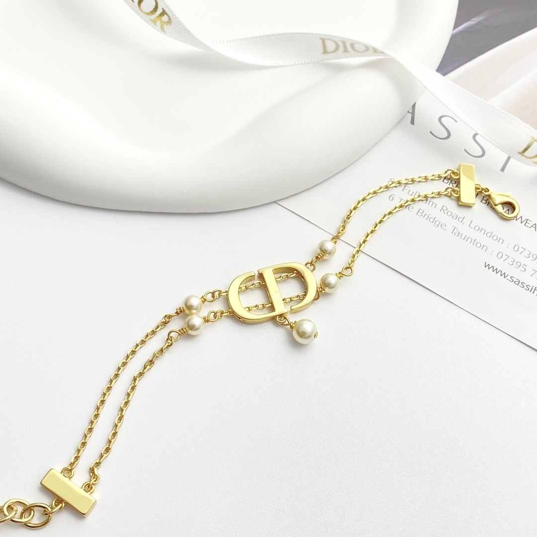 D style Bracelet