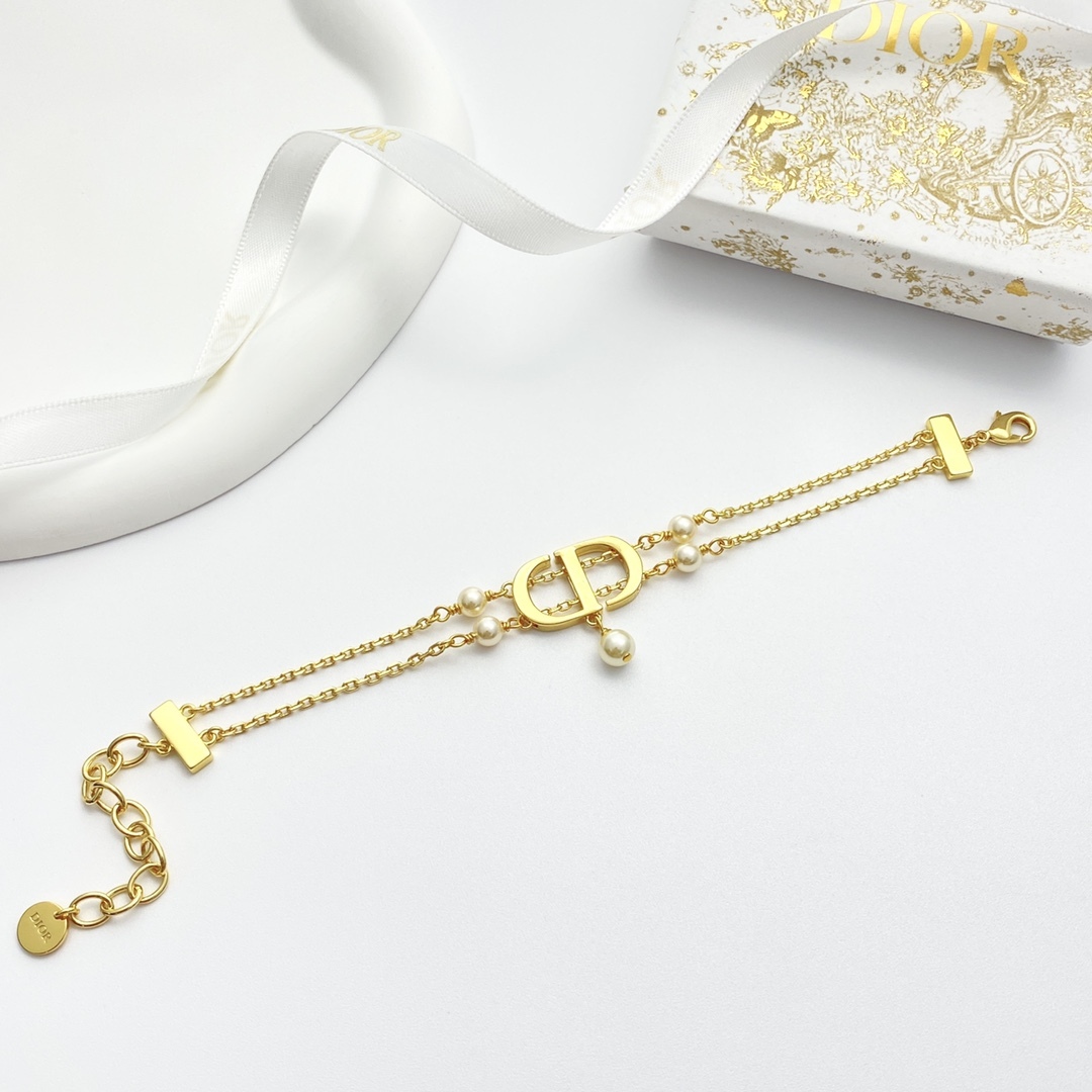 D style Bracelet