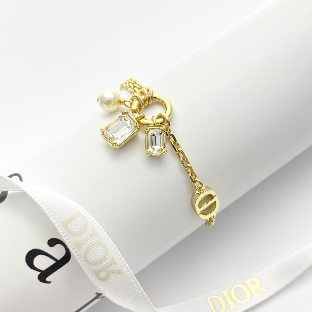 D style Bracelet