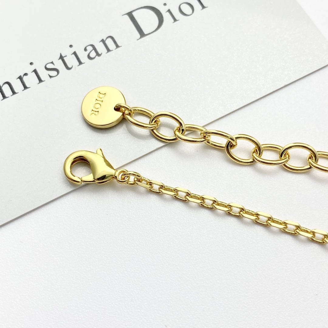 D style Bracelet