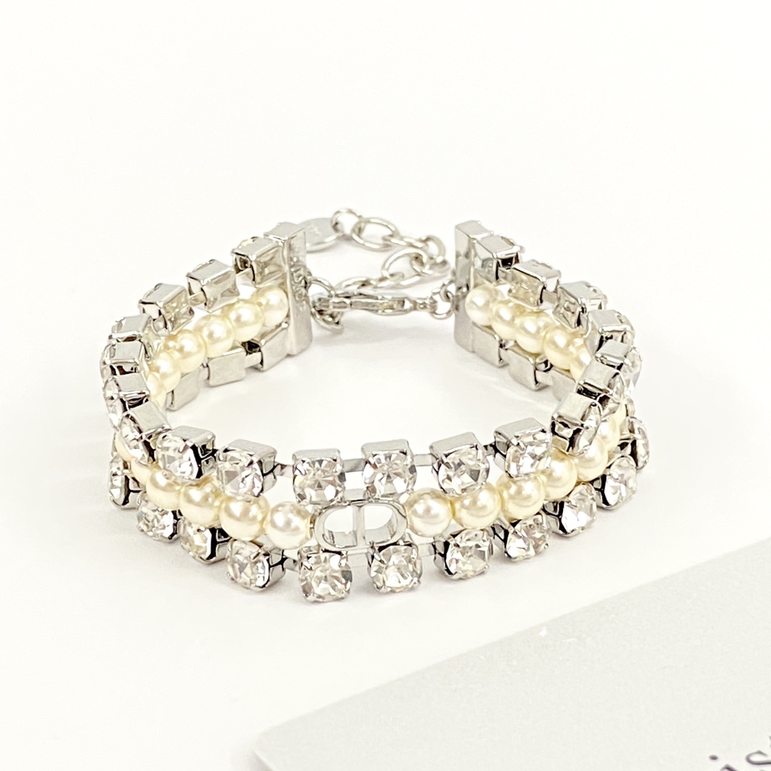 D style Bracelet