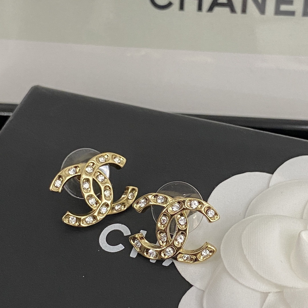 C style ring