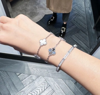 V style Bracelet