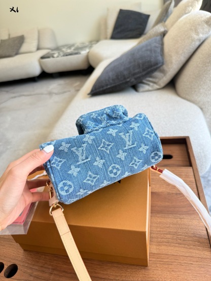 Vintage denim small pillow denim bag 17*10cm