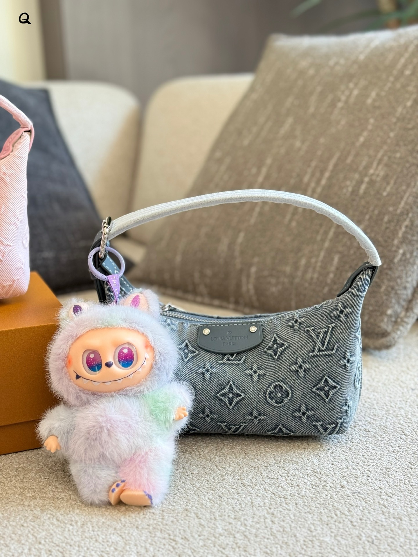 Denim Embossed Lunch Bag 20cm