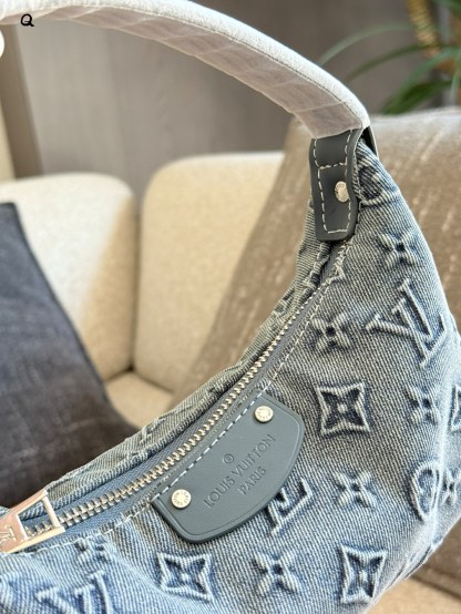 Denim Embossed Lunch Bag 20cm