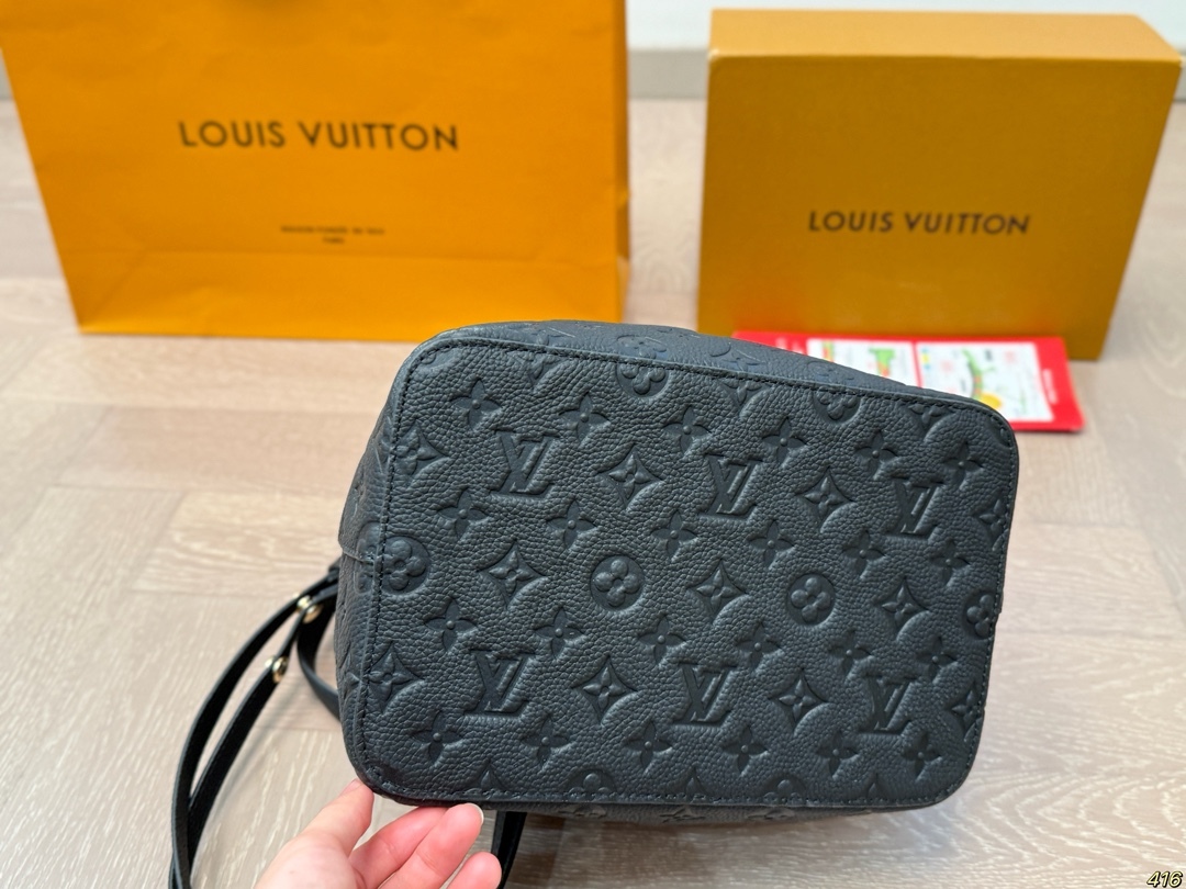 Drawstring bucket bag25*25cm