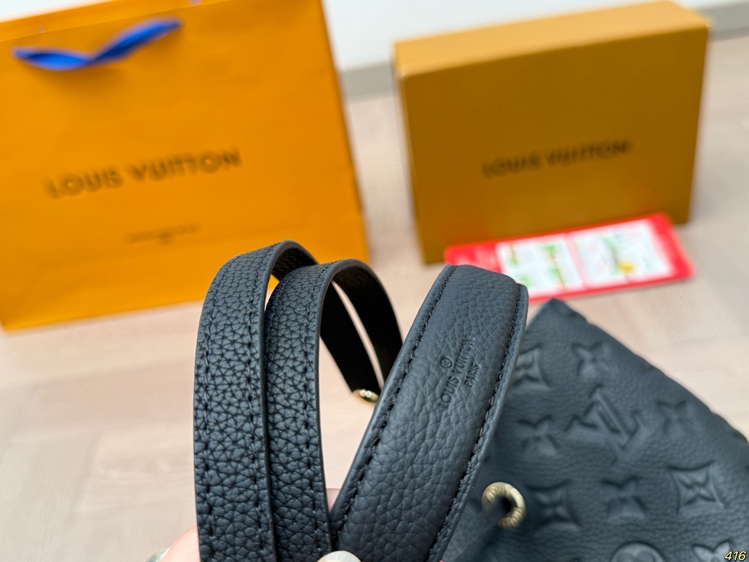 Drawstring bucket bag25*25cm