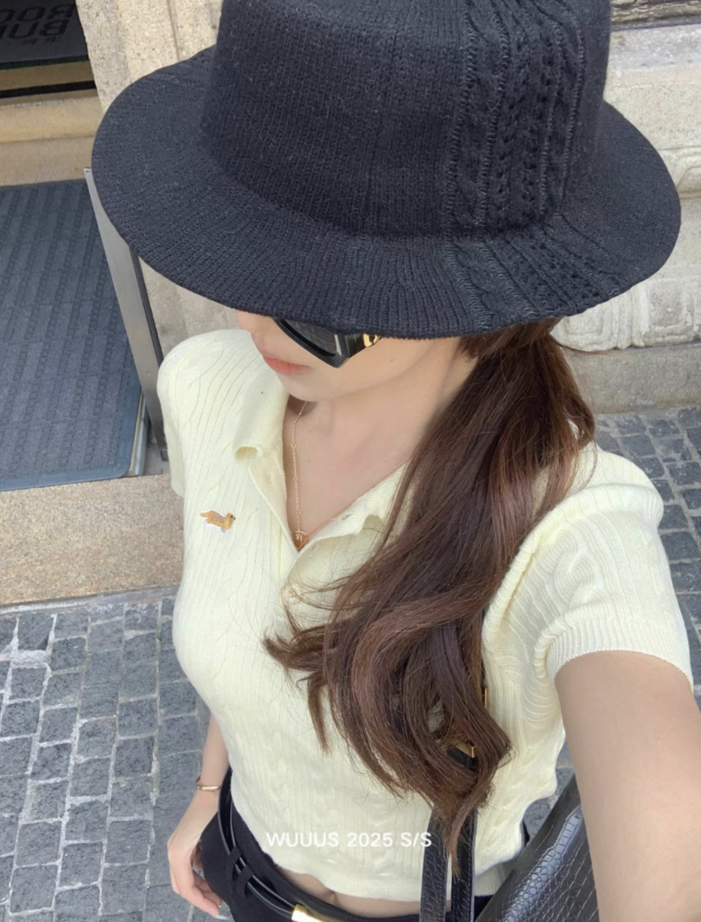 Knitted lapel top