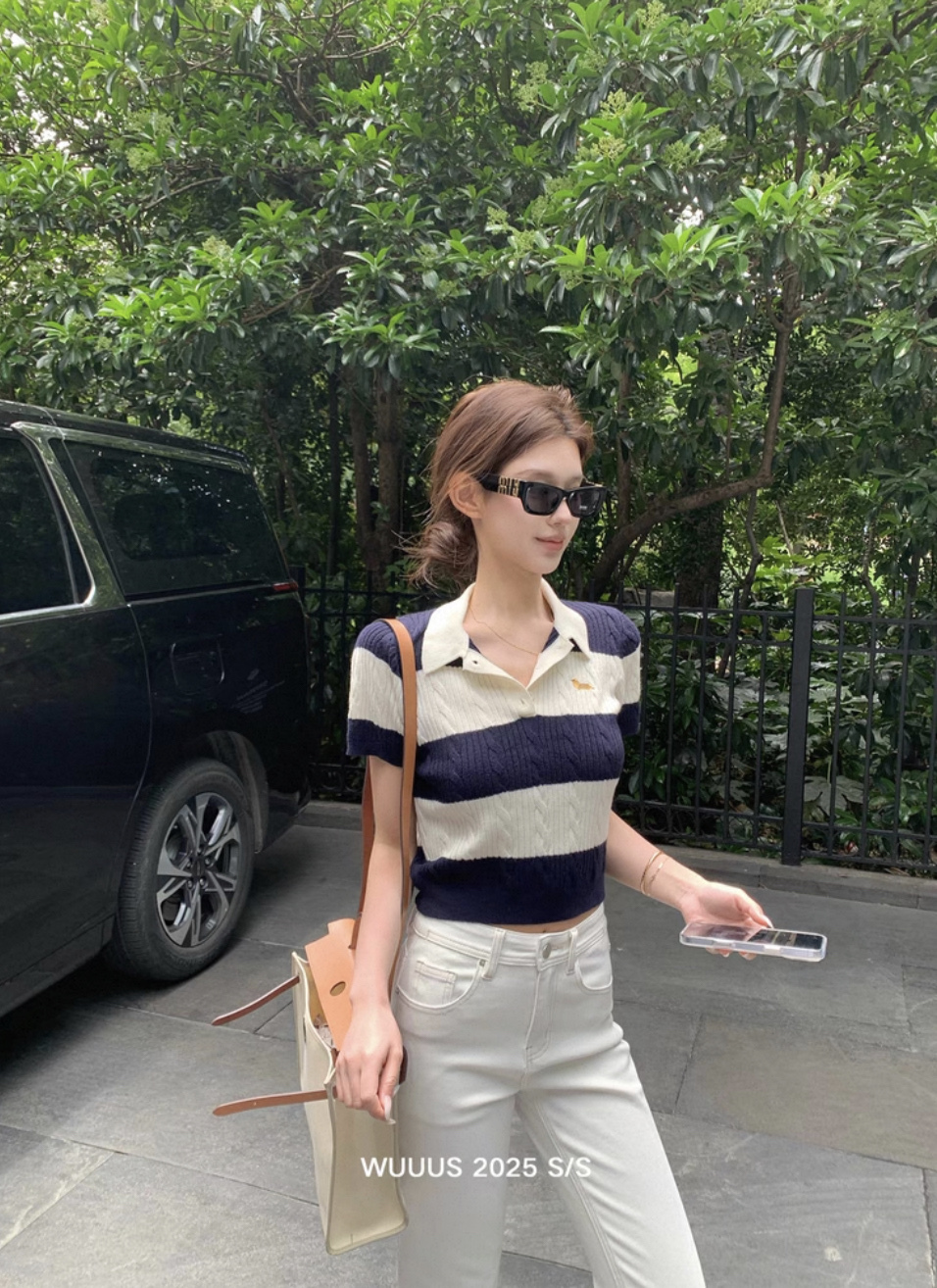 Knitted lapel top
