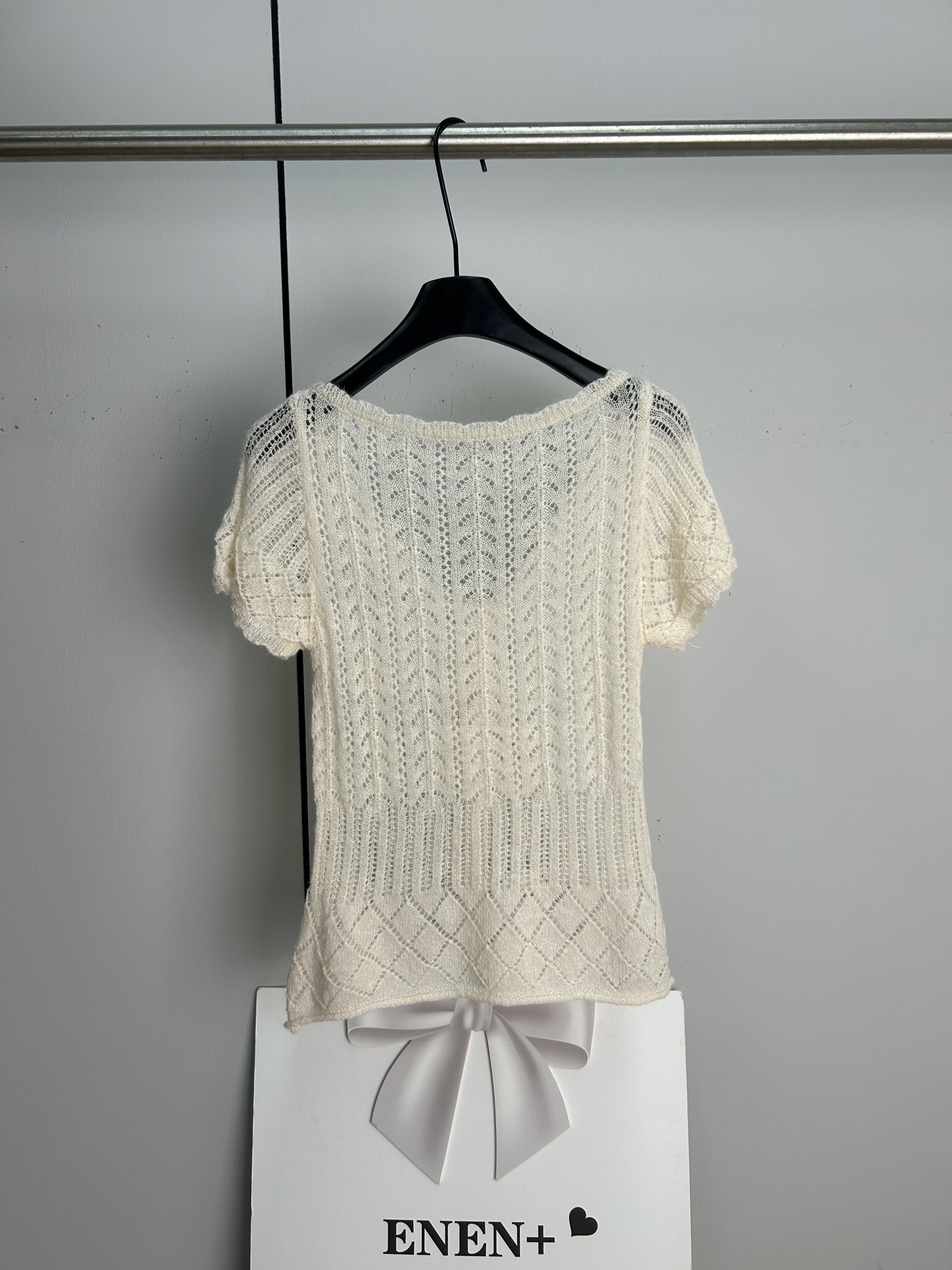 Knitted tops