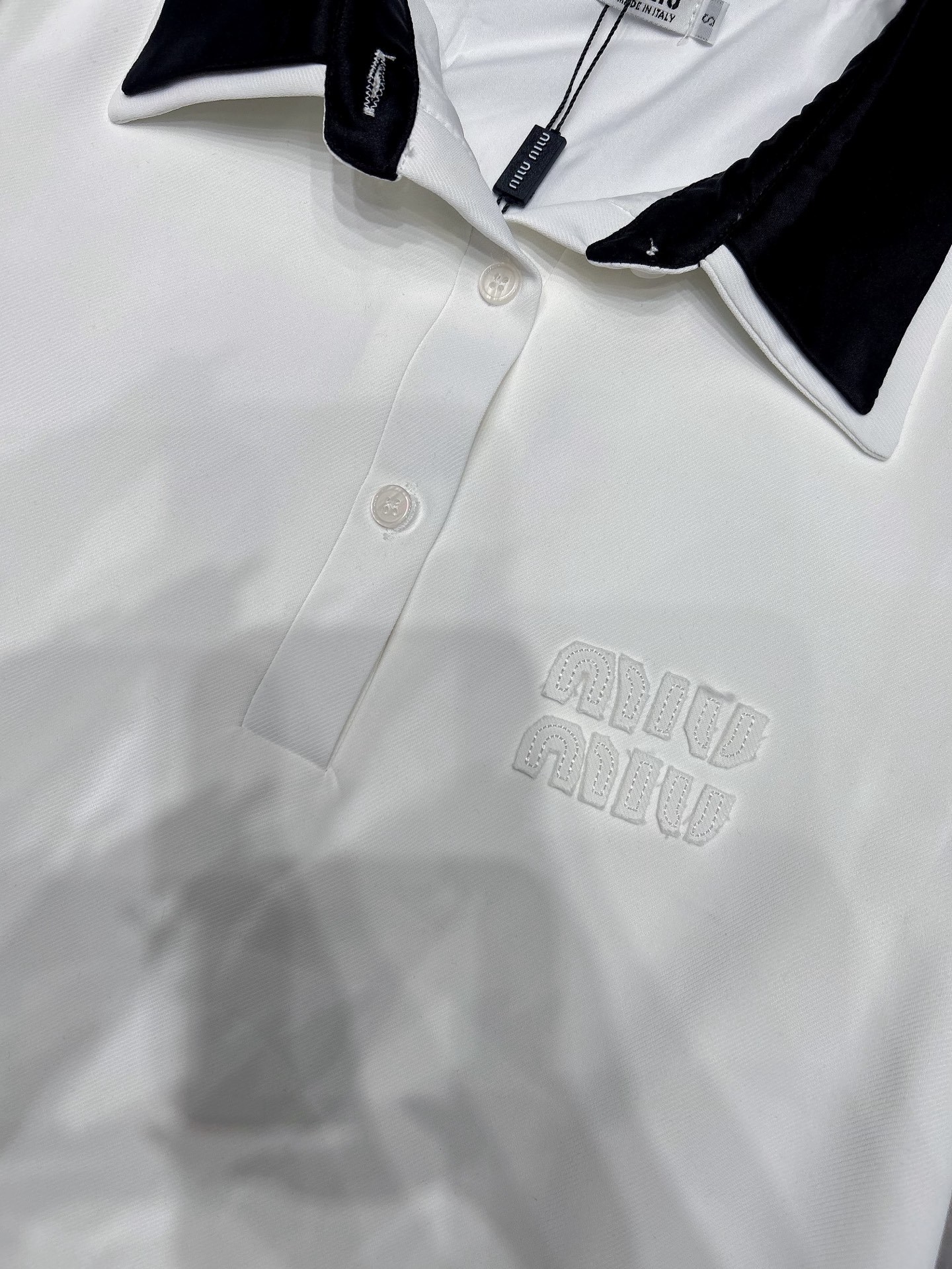 Double collar skirt