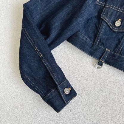 Short hooded jacket + straight jeans set