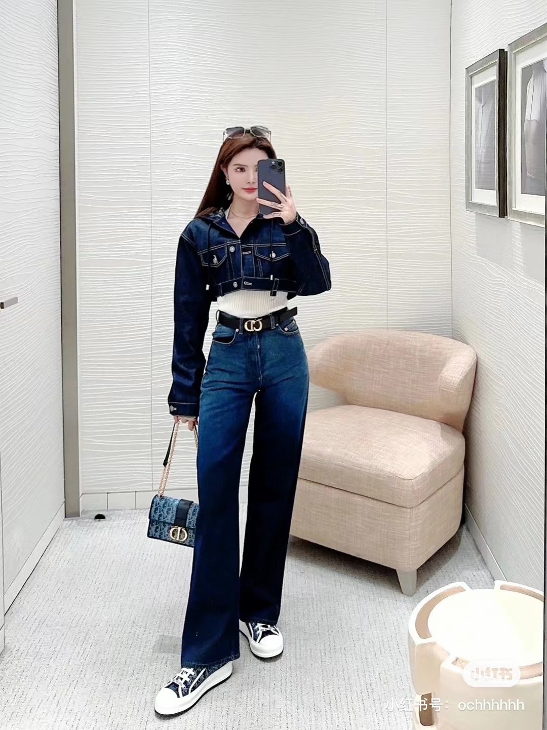 Short hooded jacket + straight jeans set