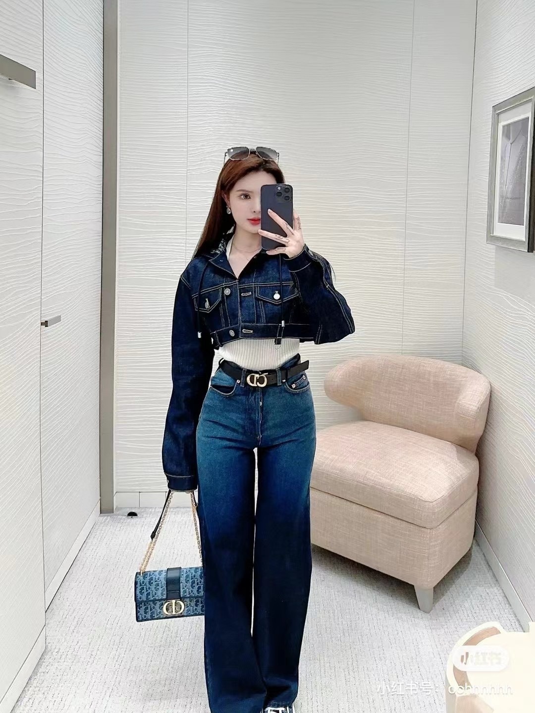 Short hooded jacket + straight jeans set